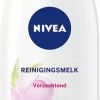 NIVEA Essentials Verzachtende Reinigingsmelk Met Amandelolie - 200 Ml - Reinigingsmelk