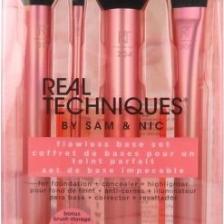 Real Techniques Flawless Base Set - Make-up Kwastenset -Maybelline-winkel 445x840 3