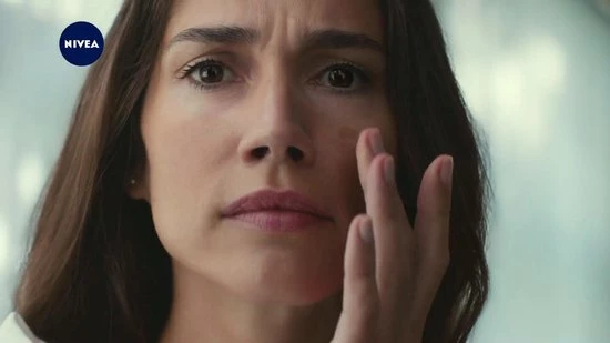 NIVEA Luminous Oogcr Me Anti-Spot 15 Ml 2 NIVEA Luminous Oogcr Me Anti-Spot 15 Ml - Afbeelding 2