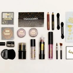 Sence Luxe Adventkalender - Cadeau Voor Vrouw - Make-up - 24 Cadeaus - Adventskalender Beauty - Kerst 2022 -Maybelline-winkel 550x363