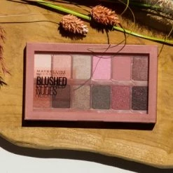 Maybelline The Blushed Nudes OogschaduwPalette - 12 Roze Nude Tinten -Maybelline-winkel 550x366 4