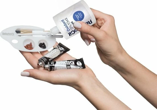 Refectocil Wenkbrauw- En Wimperverf - 15 Ml 3 Refectocil Wenkbrauw- En Wimperverf - 15 Ml - Afbeelding 3