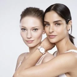 Garnier SkinActive - BB Cream Classic Light 5-in-1 Dagverzorging - 50ml - Getinte Dagcr Me 20 Garnier SkinActive - BB Cream Classic Light 5-in-1 Dagverzorging - 50ml - Getinte Dagcr Me -Maybelline-winkel 550x413