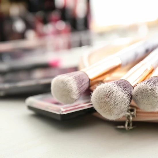 Relaxdays Make-up Organizer - Tweedelig - Cosmetica Opbergdoos + Lippenstift Houder - Zwart 8 Relaxdays Make-up Organizer - Tweedelig - Cosmetica Opbergdoos + Lippenstift Houder - Zwart - Afbeelding 8