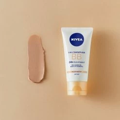 NIVEA Essentials BB Cream Light SPF 20 - 50 Ml - Dagcr Me 21 NIVEA Essentials BB Cream Light SPF 20 - 50 Ml - Dagcr Me -Maybelline-winkel 550x550 89