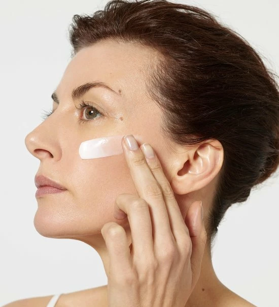 L’Oréal Paris Skin Expert Revitalift Laser X3 Anti-rimpel Dagcrème - 50 Ml 9 L’Oréal Paris Skin Expert Revitalift Laser X3 Anti-rimpel Dagcrème - 50 Ml - Afbeelding 9