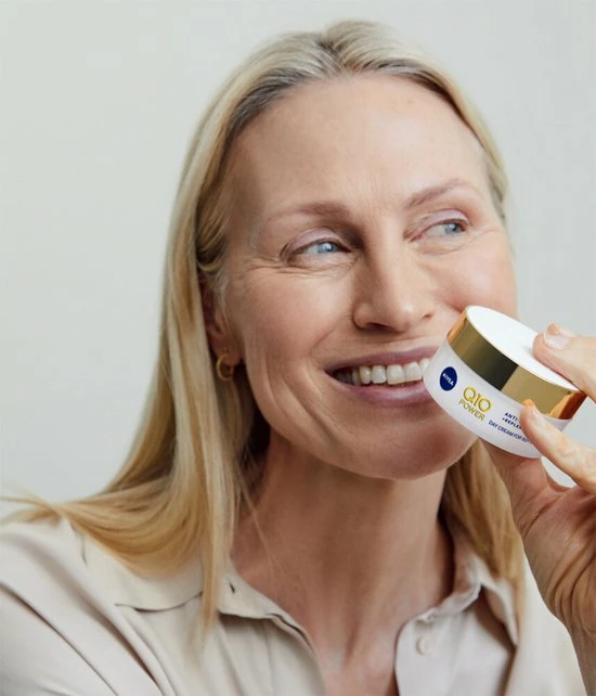 NIVEA Q10 Power +Extra Voedend Anti-Rimpel Dagcrème - Droge Huid - 50 Ml 4 NIVEA Q10 Power +Extra Voedend Anti-Rimpel Dagcrème - Droge Huid - 50 Ml - Afbeelding 4