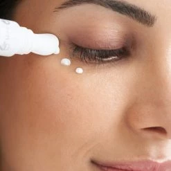 NIVEA Luminous Oogcr Me Anti-Spot 15 Ml 17 NIVEA Luminous Oogcr Me Anti-Spot 15 Ml -Maybelline-winkel 550x687 43