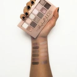 Maybelline The Blushed Nudes OogschaduwPalette - 12 Roze Nude Tinten -Maybelline-winkel 550x823 2