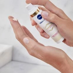 NIVEA Cellular Luminous Dagcrème Anti-Pigment SPF50 - Bescherming Tegen Pigmentatie & Photo-aging - 40ml -Maybelline-winkel 550x824 1